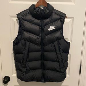 Nike Men’s Puffer Vest